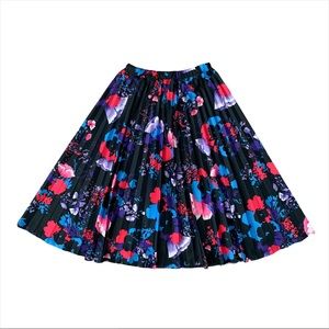 Frayne Black floral print skirt, S